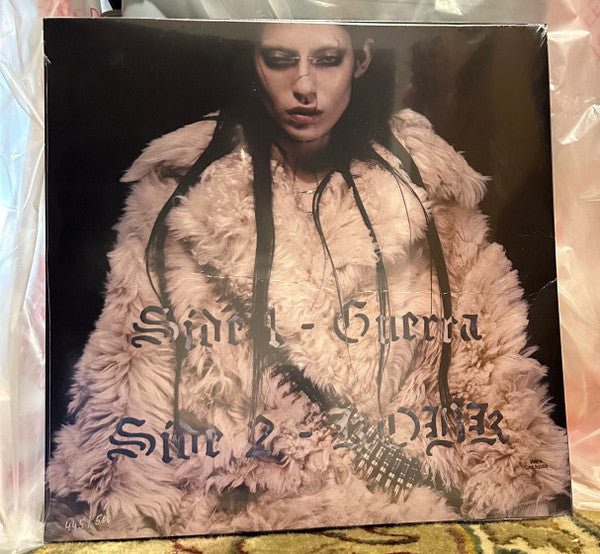 DeathbyRomy : Guerra (12", Shape, Single, Ltd, Num, Blo)